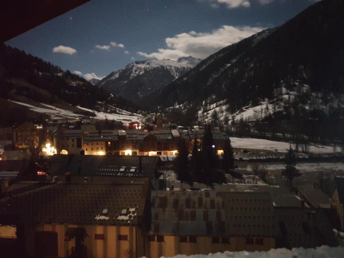 Le Studio Du Queyras Avec Vue Sur La Montagne Abriès Buitenkant foto